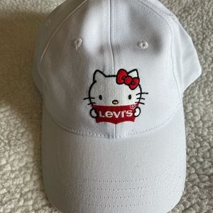 Levi's x Hello Kitty white trucker SnapBack Hat